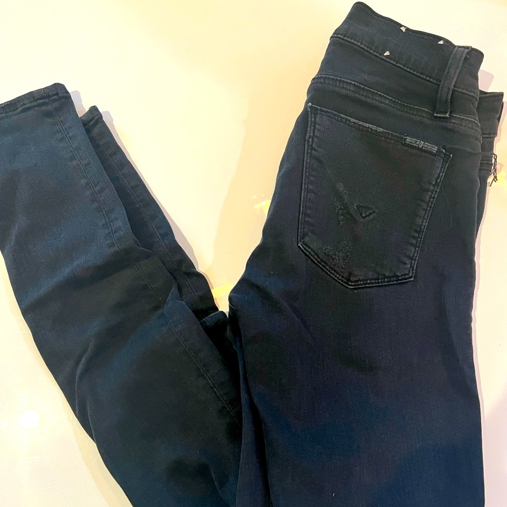 Hudson black distressed size 25 skinny jeans!